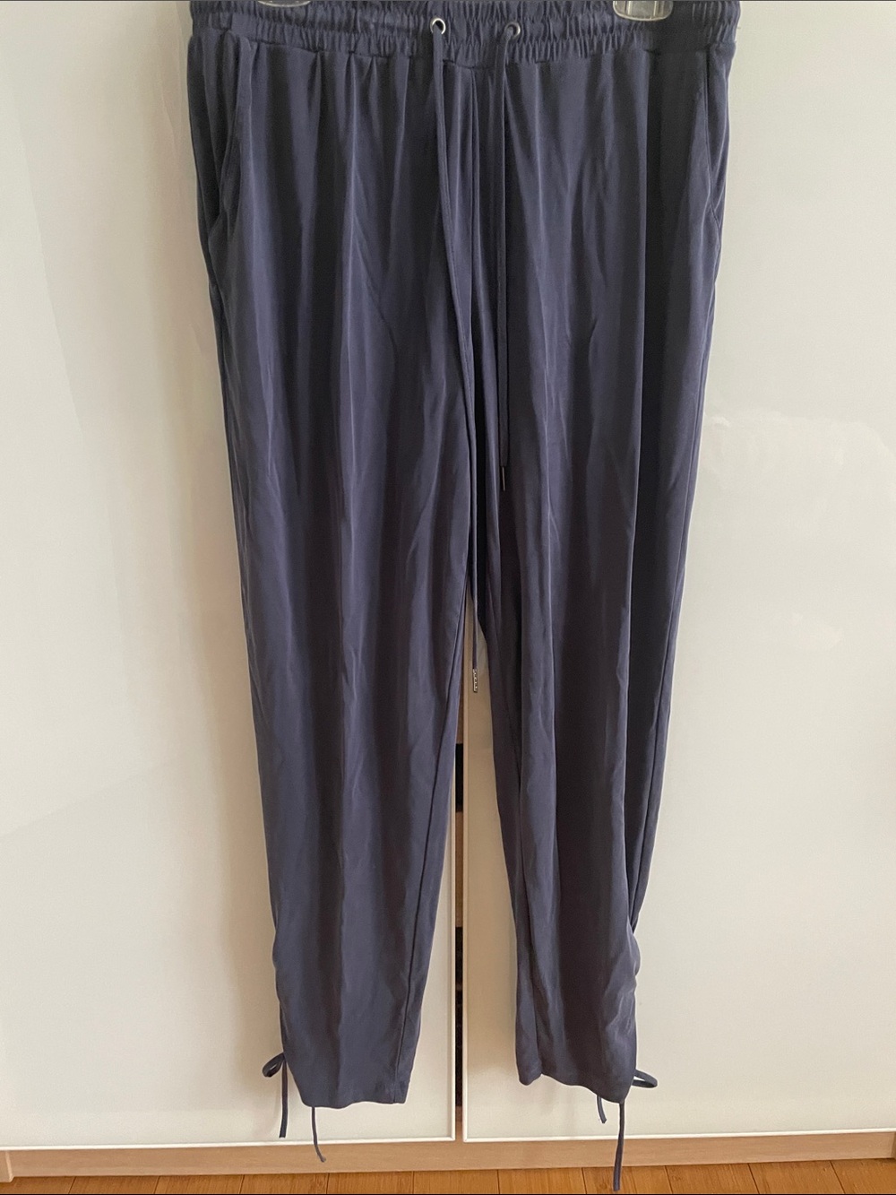 Splendid Navy Drawstring Joggers Large